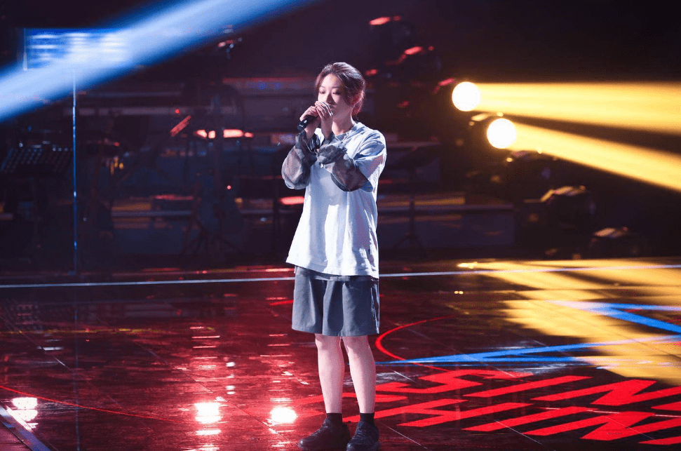 原创中国好声音曾溯恕时尚被淘汰不是冠军才能火想一想周深吧