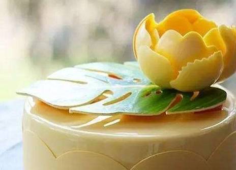 黄豆|有糖尿病的人,这5种食物要忌口,喝1茶,吃两豆,血糖慢慢降下来