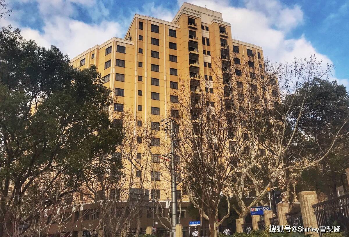 原创上海的香榭丽舍大街曾与南京东路齐名经历萧条后再度翻红