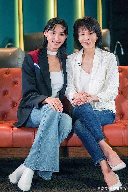 服装 梅艳芳扮演者王丹妮，穿裤子有复古范，气场看着真大气