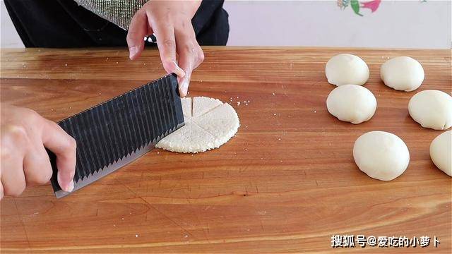 做法|家常版小零食做法,步骤简单美观,香酥又可口,孩子们解馋必备