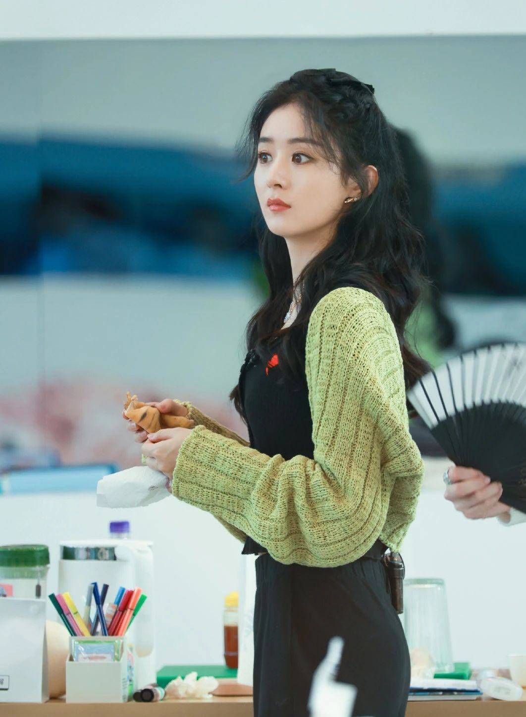 条纹 蹭明星人气从无名小卒变顶流？各种风格游刃有余，当之无愧的大势