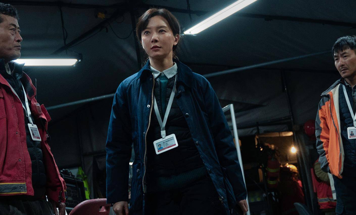 于谦|《峰爆》5天票房破2.7亿，戏份超女主角，这位44岁女演员真惊艳