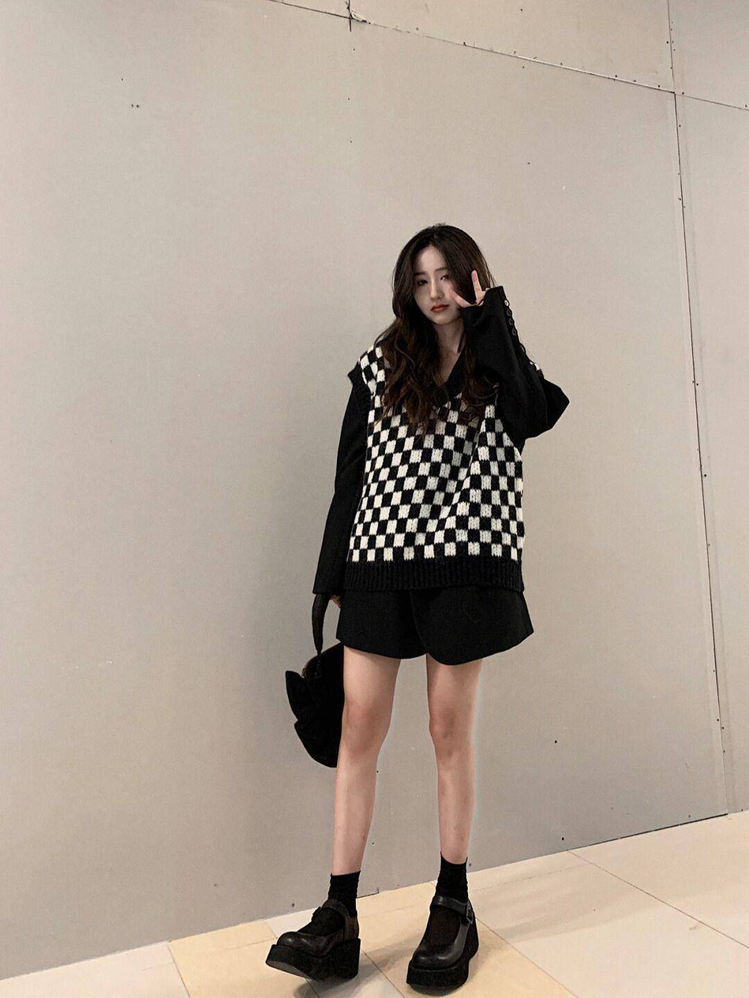 缺点 “梨形身材”的小个子女生别焦虑,掌握这些下装搭配,显瘦显腿长