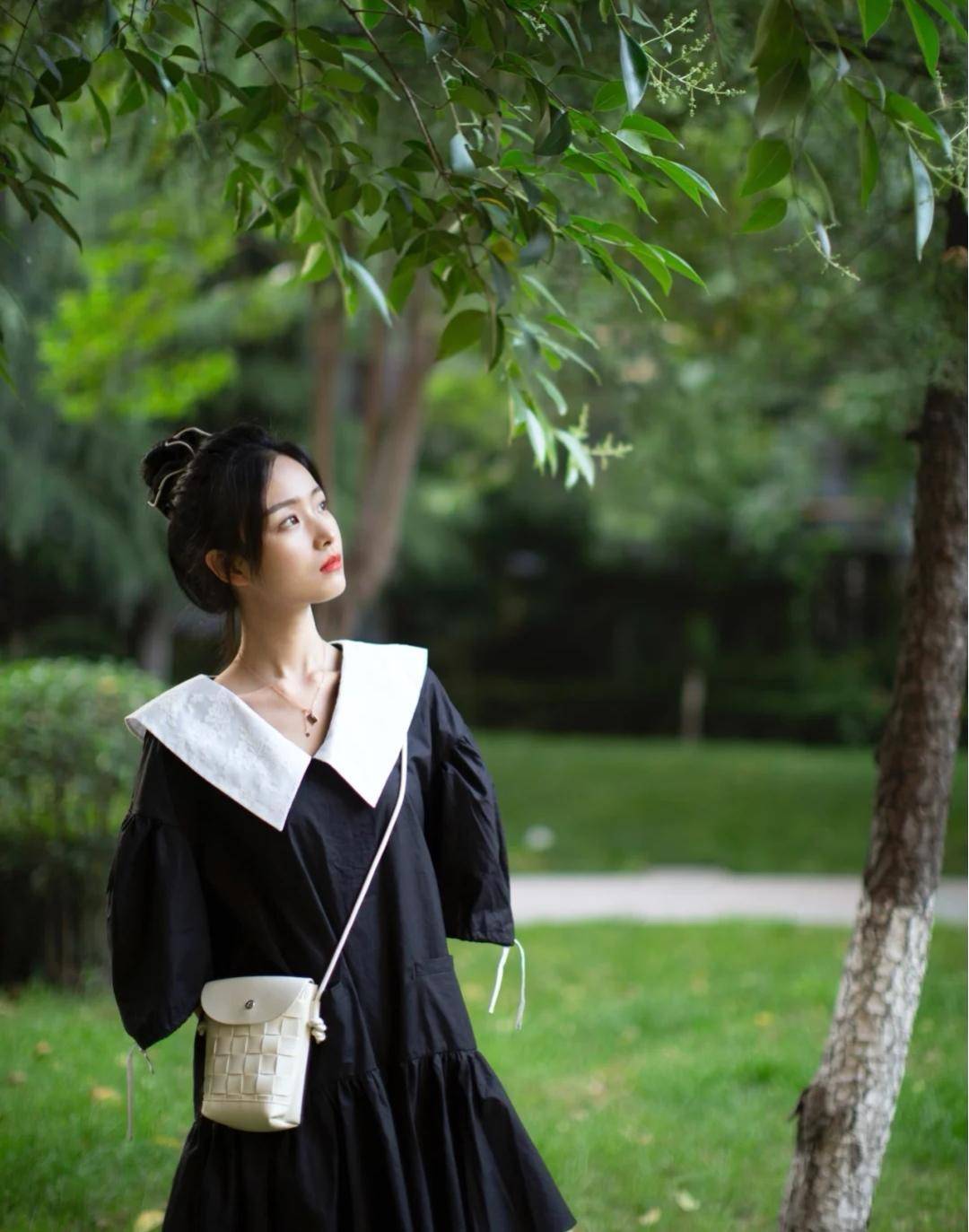 衣领 还在用T恤配牛仔裤?今秋流行穿连衣裙,又甜又仙的风格气质大增