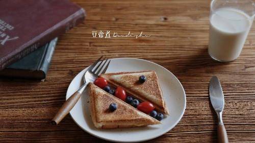 盖上上|营养早餐简单做，牛奶一杯三明治两块，就是能量满满的美味美食