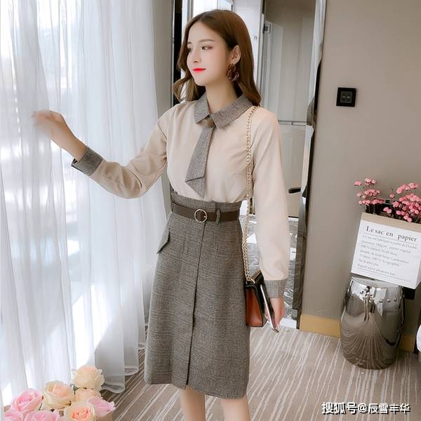 身材 30岁女性不妨尝试“轻熟风”长裙穿搭，减龄又显优雅气质，很时髦