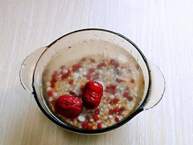 食材|冬天要多喝粥,此粥营养丰富,养身又滋补,尤其是孩子要多吃