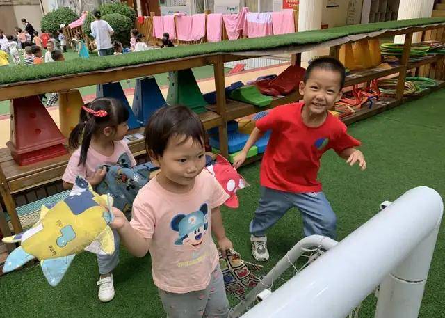 独立|萌娃上学记——华阳幼儿园总园小六班“爱上幼儿园”主题活动