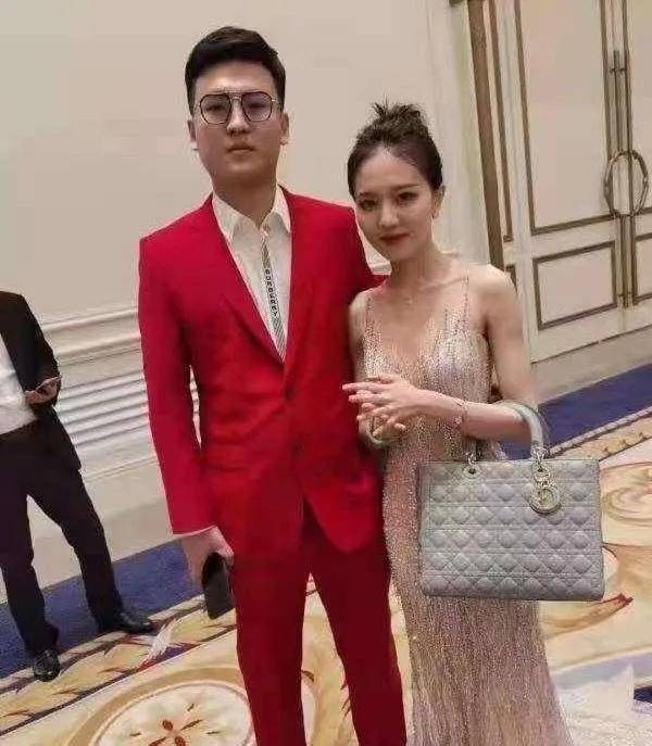 富二代|王思聪拱手，罗志祥拜服，“杭州女海王”的花式劈腿让我三观碎地