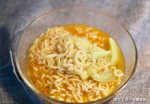 因为|这四种零食再好吃也别吃,因为它们真的不卫生