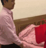 搞笑GIF：這是我見過情侶之間最萌的身高差 搞笑整蠱 第20张