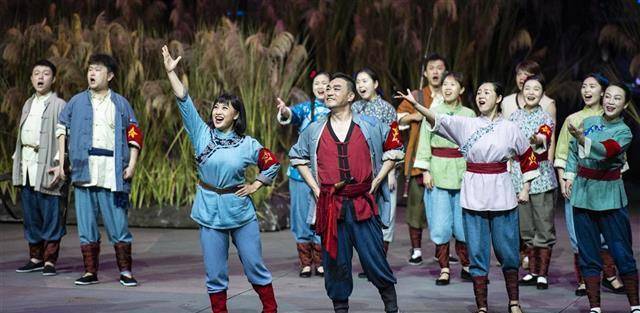 歌剧 洪湖赤卫队 科技版在汉秀剧场上演