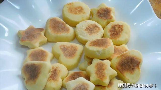 小孩|两个鸡蛋，一把面粉教你做无水无油的小零食，健康美味，很简单