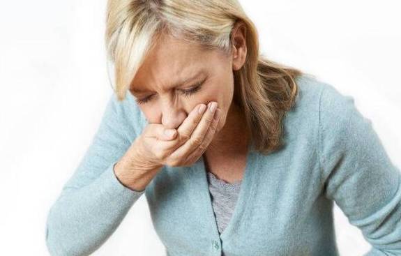 进行|吃饭后，若有四个迹象，可能不是单纯的消化不良，需尽早检查