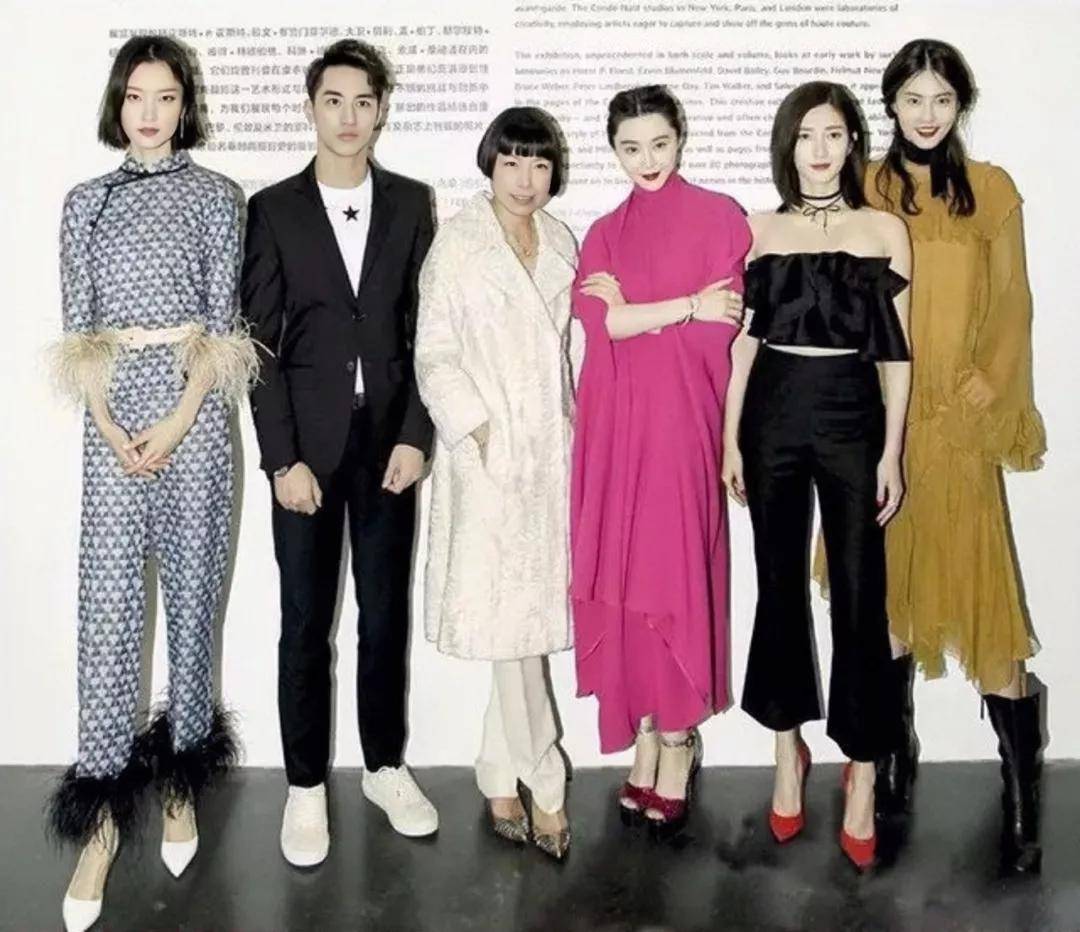 因为绝世美人因为冷冻溶脂毁容消失5年，轻医美没你想的那么轻！