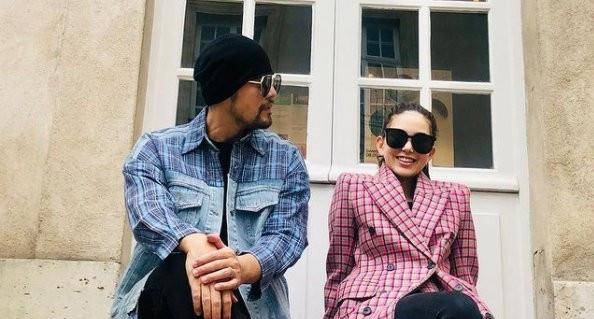 服装 昆凌太有辨识度了，和周杰伦穿情侣装，气场不输天王老公