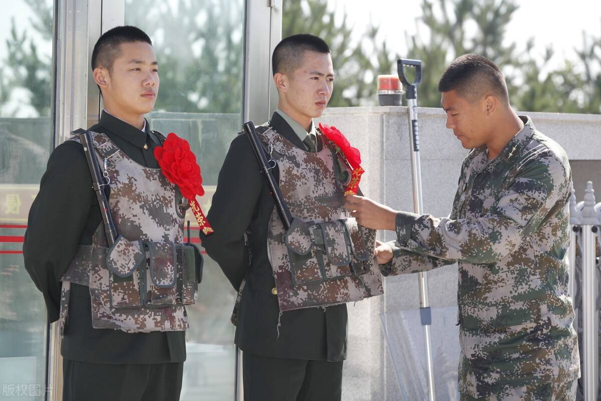 伤病退役后转型主播的生存现状