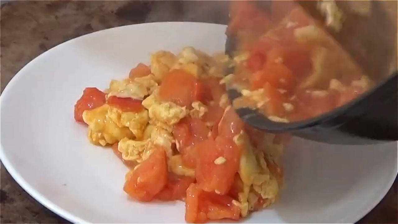 番茄炒鸡蛋家常做法不用番茄酱 c76edc8d5d1847fea6ff7a7b14b95a6e.jpeg