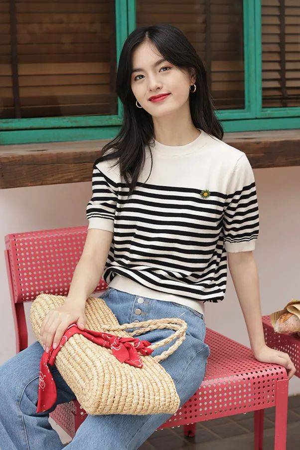 设计 秋天外套里面穿什么?这4种经典内搭让你一直美下去！