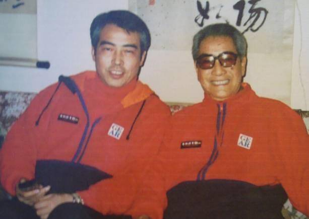 能力|陈凯歌陈飞宇父子传承的群嘲体质：能力弱心眼小、精致利己改国籍