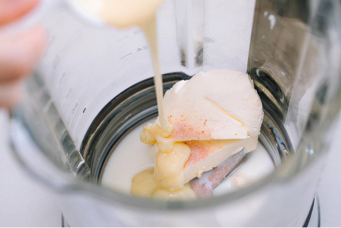 自制白玉豆乳奶盖,丸子蘸着黄豆粉吃,一口就沦陷其中