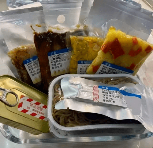 美食|太空美食VS日常美食，果然还是用十大品牌集成灶火星人做的菜更香！