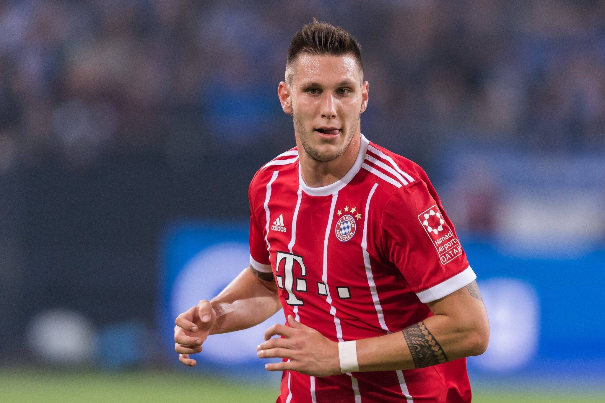 拜仁迎重大利好,主力铁卫考虑续约,哈兰德不用愁_聚勒