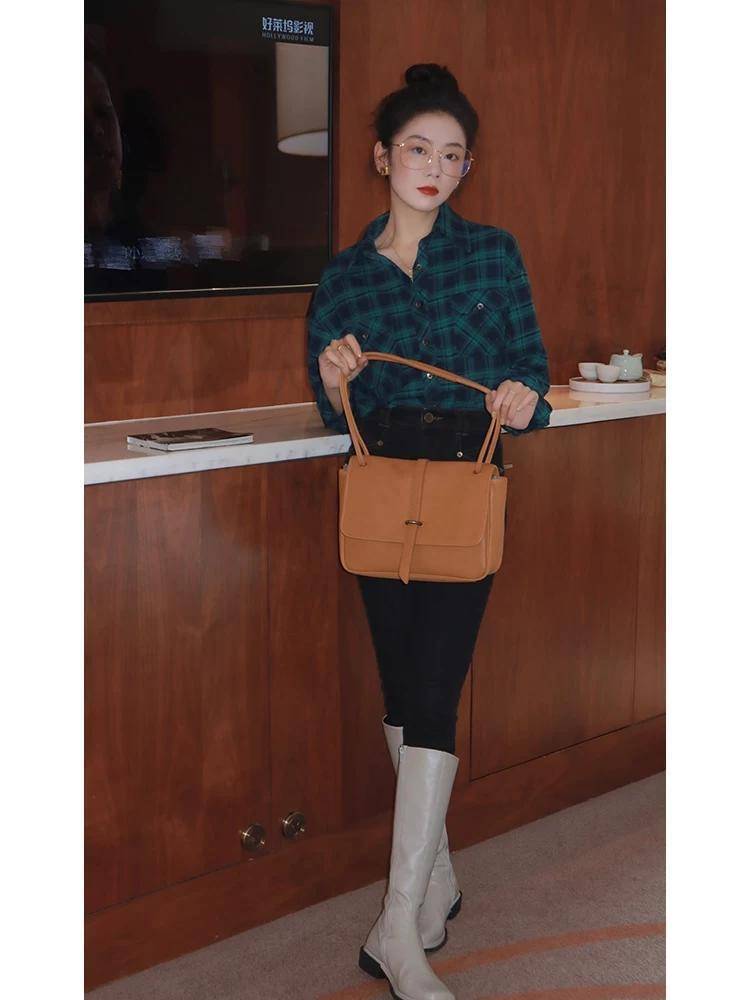 状态 秋季，牛仔裤的穿搭指南，学会这9套穿搭技巧，让你高级又优雅