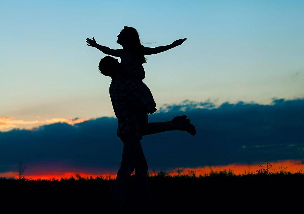 因为|男人的这四种表现，说明他真的很在乎你！