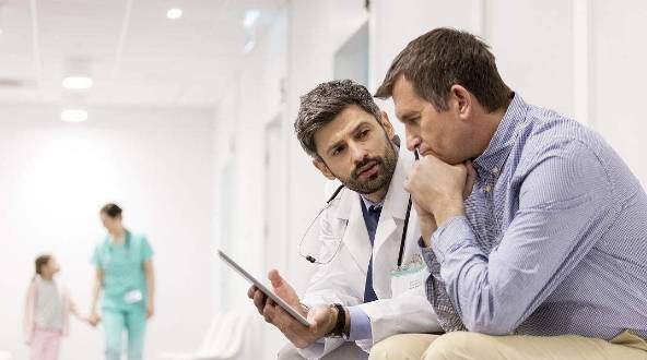 治疗|肾病患者看医生前做好两件事，医生也会更重视你