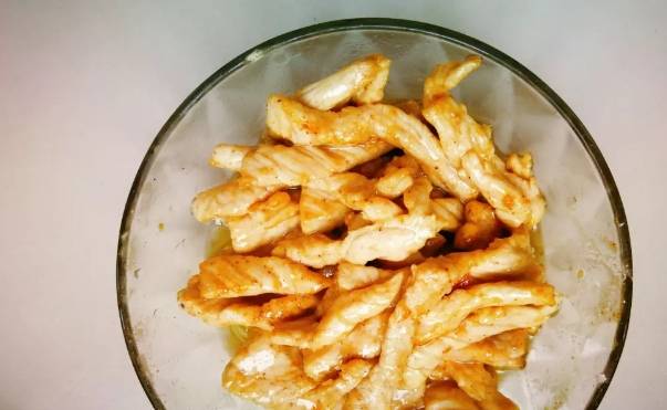 鱼香肉丝家常做法不加豆瓣酱 8e887ca3cdcf4a7b8cd9aaf54b42ea4c.jpeg