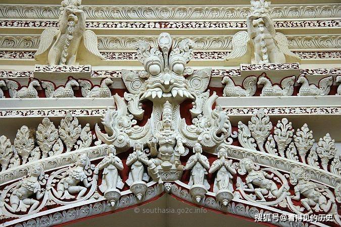 印度的米纳克西神庙 距今已有一千多年的历史 十分之精美