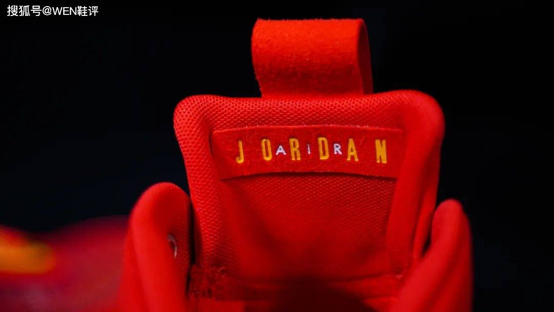 旗舰 黔驴技穷？连旗舰都不上心的AJ36有啥亮点？