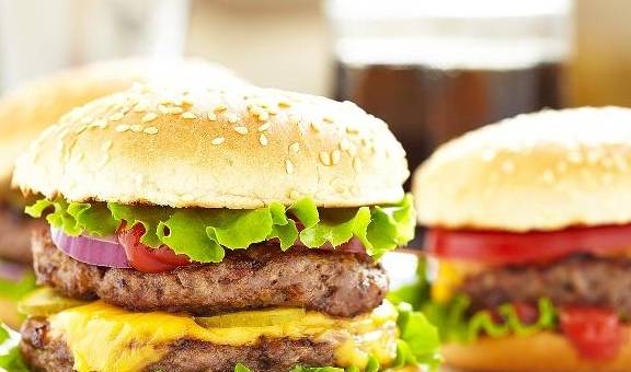 时间|提醒：这5个习惯让肝脏“很受伤”，建议改掉