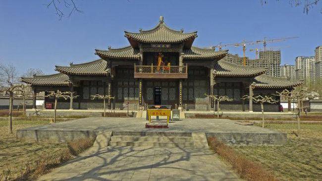 位于定州市区中山东路北200米东大街草场胡同的定州贡院始建于清朝