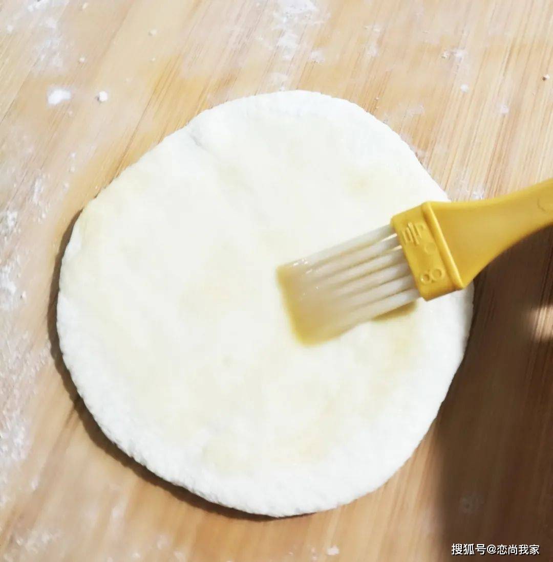 关键|早餐给孩子做荷叶包,给肉包子都不换,关键是夹的馅料满口留香!