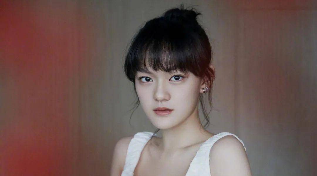 因为|《中国医生》里张子枫展现“神仙落泪”,有望成为00后“影后”?