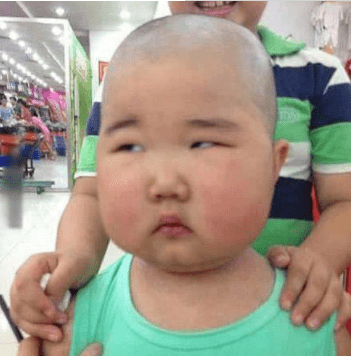 媽媽去出差爸爸迫不及待在朋友圈發動態：黃臉婆走了！3分鍾後… 搞笑整蠱 第9张