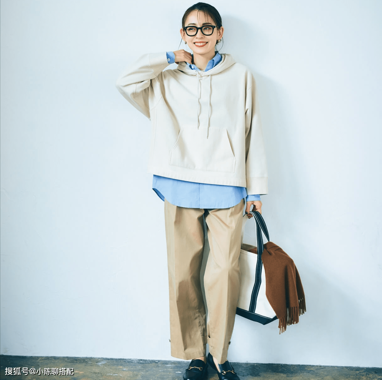设计 年龄大了穿卫衣＝装嫩，4招搭配思路有效化解，值得一学