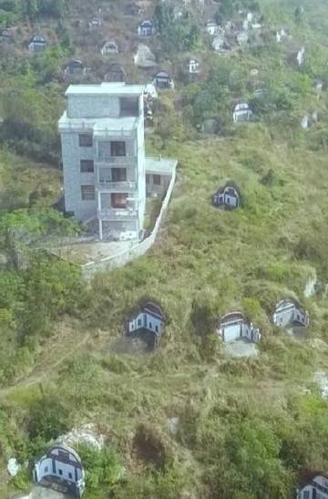 開心一刻：趁我看電視媳婦用我手機群發，今天還錢打七折，結果… 搞笑整蠱 第1张