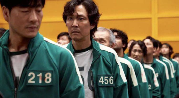 因为|48岁李政宰因《鱿鱼游戏》开通ins，他才是名副其实“三高”人士