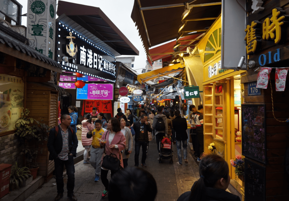 厦门有个不起眼的城中村爆火，经过多年发展，摇身变成旅游胜地