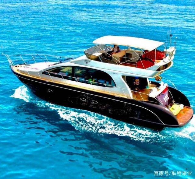三亚游艇出海价格多少,出海一次可以玩多久?航程旅业为你解答