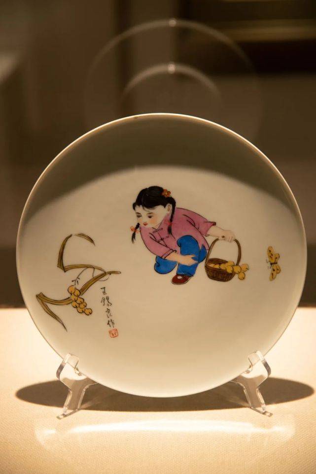大师风范当代陶瓷艺术展在阁瓷博物馆举办