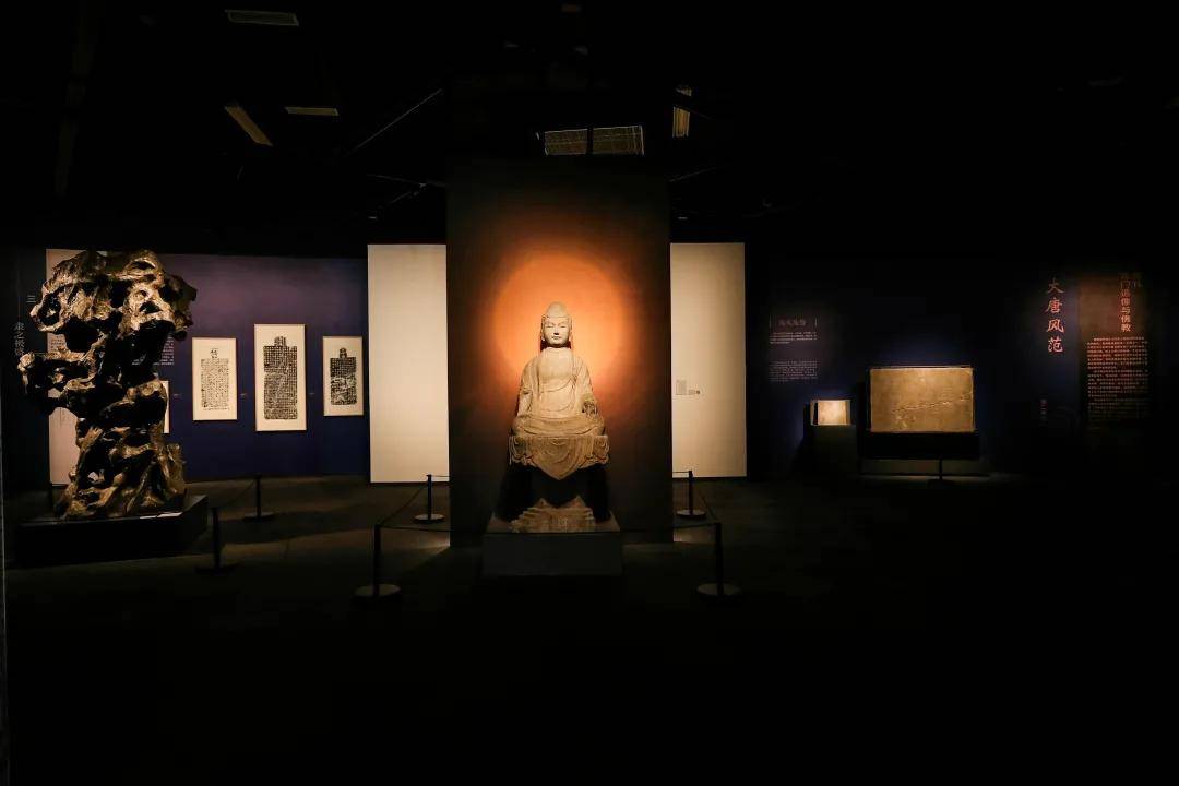 艺术|上海大学博物馆：用龙门石窟开启古代和当代艺术的对话