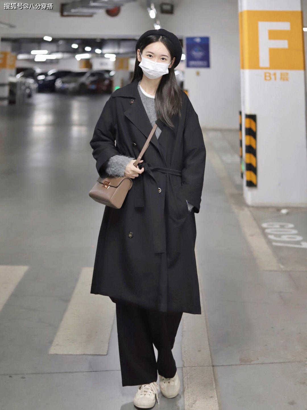 身材 风衣怎样穿美感才最强？学会这几种搭配方式，让你轻松美出新高度