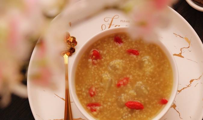 九个月可以吃鸡肉粥吗 f113873a9c2145679d90788bfb69cc90.jpeg