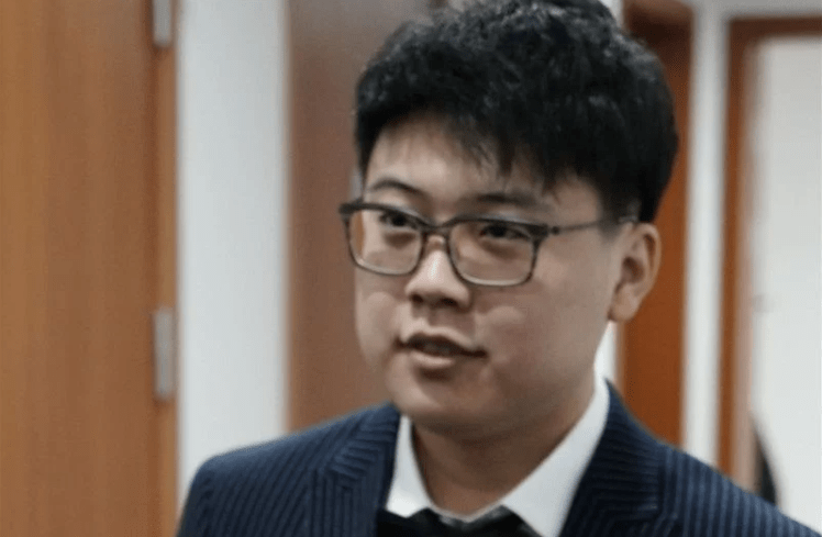 转播|Dota2:TI10转播延迟高,查理斯化身“狂徒”,在虎牙无视规则