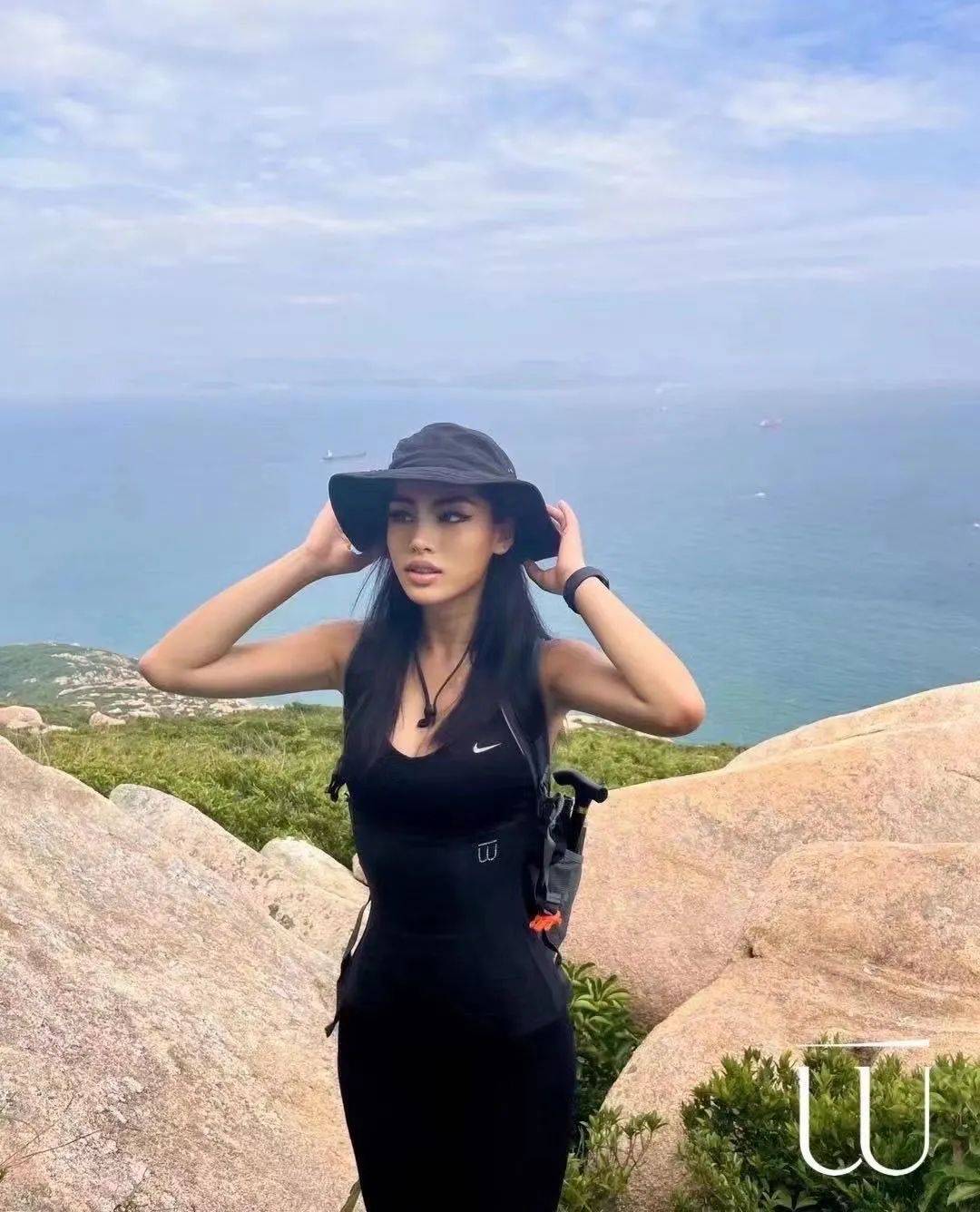 内衣 为什么时髦女孩都爱围密WAISTMEUP?